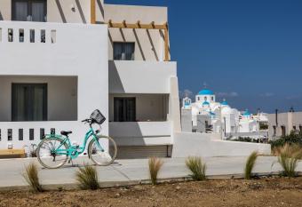 Alenor City Hotel has Balcony rooms