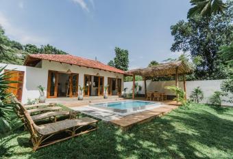 LUSH has Balcony rooms