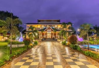 StayVista at Coco Palms has Balcony rooms