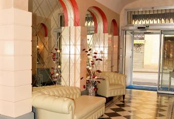 Hotel Amadeus E Teatro allows 18 year olds to book a room