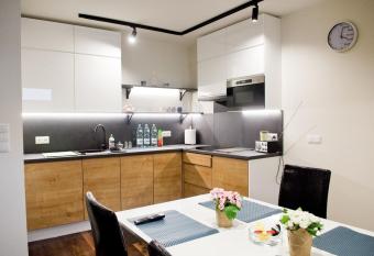 Apartamenty D  uga has Balcony rooms