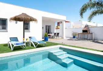 Casa Orilla Sur B has Balcony rooms