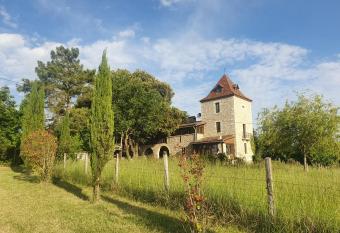 Tour Margot has Balcony rooms