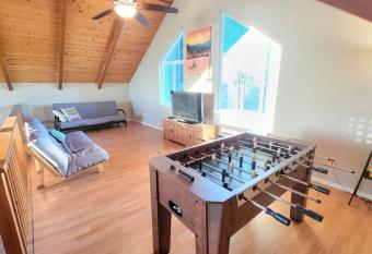 Yosemite Lakes Escape - Main - with view of Hensley Lake has Balcony rooms