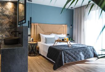 Nuovo Luxury Suite has Balcony rooms