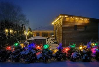     be  d  rzs   has Balcony rooms