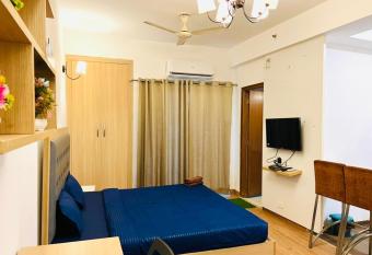 Noida Luxury Suites has Balcony rooms