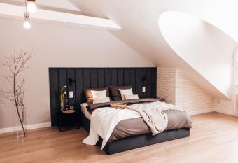 Orbis has rooms with a private hot tub