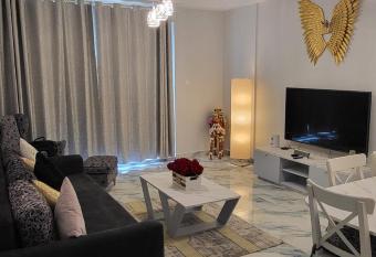 Summer By The Sea Ultra Luxe 1 bedroom Apartment with a private beach - Al Marjan Island allows 18 year olds to book a room