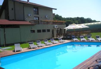 Pensiunea Larysse has Balcony rooms