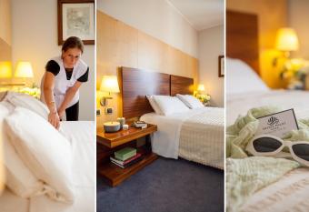 Hotel Palio has rooms with a private hot tub