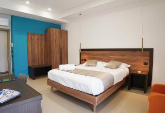 Villa Mafalda B&B has Balcony rooms