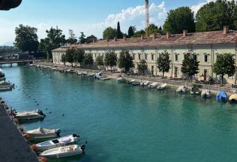 C House Rooms Lake allows 18 year olds to book a room
