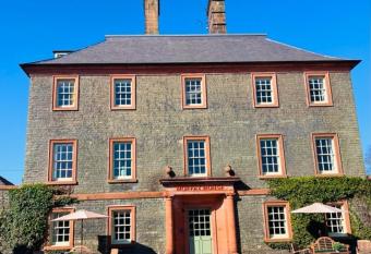 Moffat House allows 18 year olds to book a room