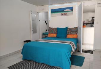 Verablue allows 18 year olds to book a room