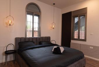 Golden Suite Bahai s Garden allows 18 year olds to book a room