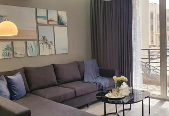        3                                            has Balcony rooms