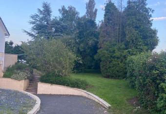 Le domaine grestain has Balcony rooms