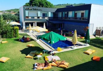 Kulup Laka 1969 has Balcony rooms