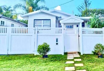 Cottage style home with a pool allows 18 year olds to book a room