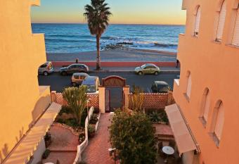 Hotel Kaly has Balcony rooms
