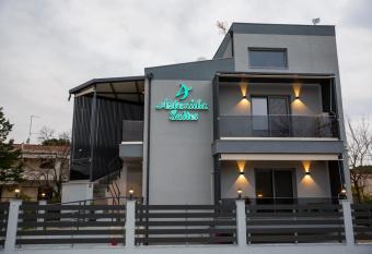 Artemida Suites has Balcony rooms