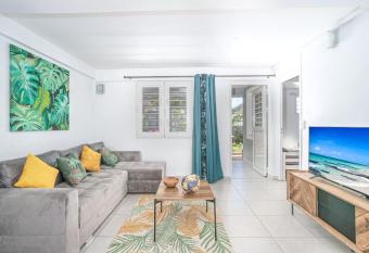 Villa Sunrays has Balcony rooms