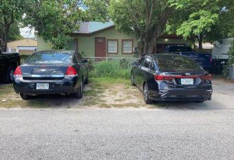 A room Self Apartment In Orlando has rooms with a private hot tub