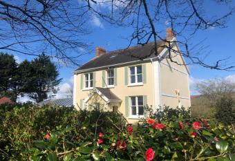 Giltar Grove Country House allows 18 year olds to book a room