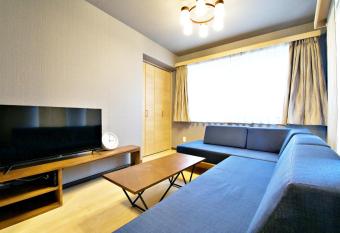                              3    allows 18 year olds to book a room