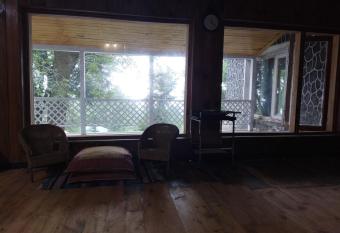 Hamida Lodge has Balcony rooms