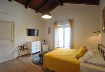 La Casa di Nenna has Balcony rooms