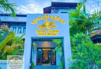 Luxury Angkor Resort & Sky Lounge allows 18 year olds to book a room
