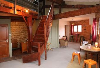 Chez Aristide, appartement cosy hypercentre allows 18 year olds to book a room