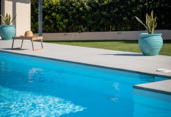 Green House Ariadni has Balcony rooms