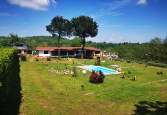 Progetto vacanze has Balcony rooms