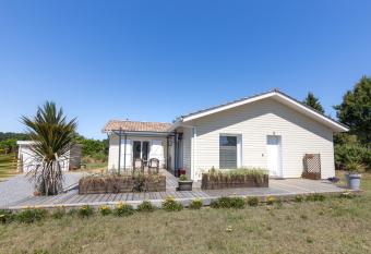 Yorick Belle Maison sur Moliets has Balcony rooms