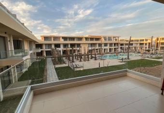 Gouna G cribs 2 BR-MOS has Balcony rooms