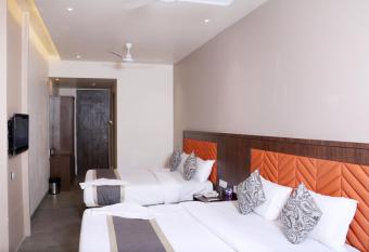 Hotel Park Side has Smoking rooms