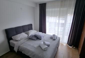 Central Apartments Paracin has Balcony rooms