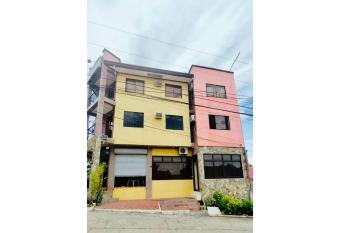 OYO 871 Herel Guest House allows 18 year olds to book a room