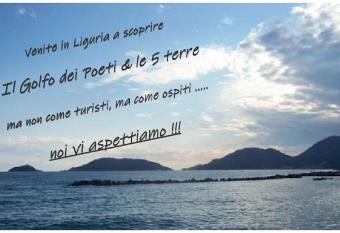 STELLA MARINA has rooms with a private hot tub