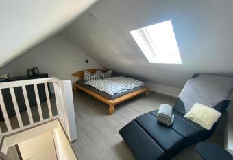 Meeresbrise 2 allows 18 year olds to book a room