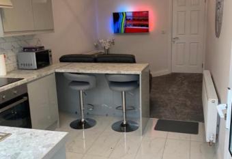 Stonehaven allows 18 year olds to book a room