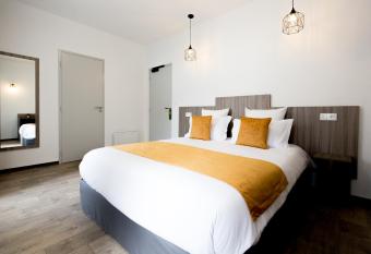 Grand H  tel 1899 has Balcony rooms