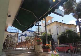 hotel villa derna has Balcony rooms