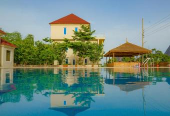 Zuma Rock Resort allows 18 year olds to book a room