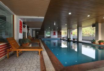 White House Beach Resort, Nagaon allows 18 year olds to book a room