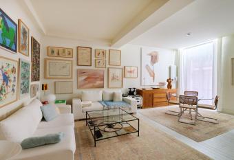 TuApartamento en Calle Curia - Centro Ciudad has Balcony rooms