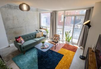 2 Storey Creative Downtown West Loft has Balcony rooms